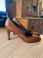 2 paar Mario Teci pumps, bruin maat 39, zwart 38,5, Ophalen of Verzenden, Bruin