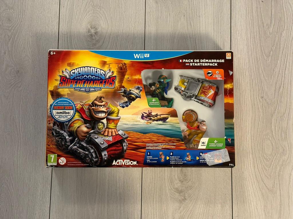 Skylanders superchargers starterpack new, donkey kong amiibo, 2 spelers, Zo goed als nieuw, Vanaf 7 jaar, Ophalen
