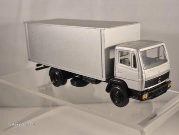 Mercedes-Benz Ecoliner 709/1114 Bakwagen NZG 1:50 (Grijs) beschikbaar voor biedingen