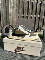 Jordan 1 Low “Travis Scott Medium Olive” 44, Overige kleuren, Nieuw, Ophalen of Verzenden, Sneakers of Gympen