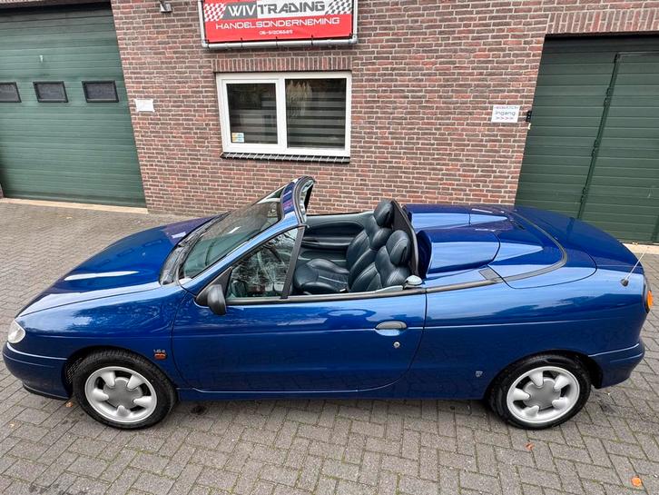 Renault Megane Cabriolet Youngtimer 27 Jaar Oud - Topstaat!!, Auto's, Renault, Particulier, Mégane, Airbags, Centrale vergrendeling