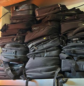 Mix gebruikte laptoptassen in zeer goede staat! beschikbaar voor biedingen