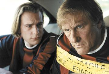 Gérard Depardieu in 'Aime Ton Père' beschikbaar voor biedingen