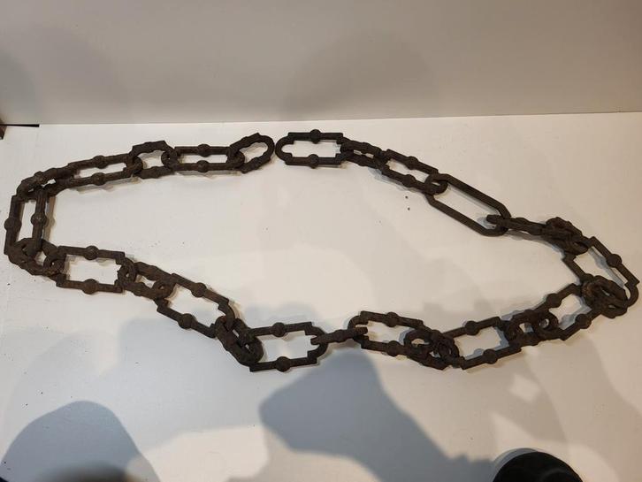Oude ijzeren sierketting met grote schakels, Sieraden, Tassen en Uiterlijk, Armbanden, Gebruikt, Staal, Zwart, Ophalen of Verzenden