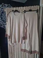 Prachtig nieuw pak, maat 44 (trui 48), Kleding | Dames, Huispakken, Ophalen of Verzenden, Nieuw