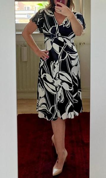Zwart-wit Jurk maat 34/XS van M by Madonna H&M collectie beschikbaar voor biedingen