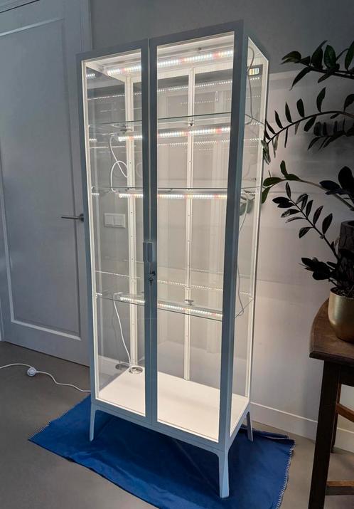 Ikea Milsbo greenhouse wit, incl. groeilampen en 2 sleutels, Huis en Inrichting, Kasten | Vitrinekasten, Zo goed als nieuw, 150 tot 200 cm