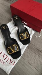 Valentino Garavani Sandalen - Nieuw maat 39, Ophalen of Verzenden, Zo goed als nieuw, Sandalen of Muiltjes