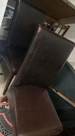 2 Bruine Lederen Stoelen. Ophalen, Gebruikt, Twee, Bruin, Leer