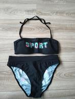 Zwarte Bikini met Sport Opdruk - Maat 40, Zwart, Ophalen of Verzenden, Zo goed als nieuw, Beachwave wehkamp