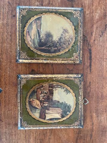 Oude schilderijtjes op hout (set van 2) beschikbaar voor biedingen