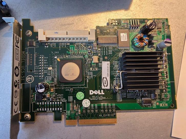 Dell - PERC 5i SAS RAID Controller - UCS-51 + 4x HDD, Computers en Software, Servers, Gebruikt, Minder dan 2 Ghz, Minder dan 4 GB
