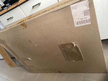bed van karton- 180x 200 beschikbaar voor biedingen
