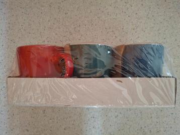 6 (koffie)bekers beschikbaar voor biedingen