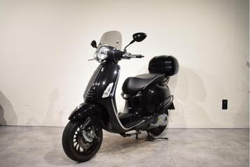 Vespa Primavera 125 ABS | 2015 | 5000km beschikbaar voor biedingen