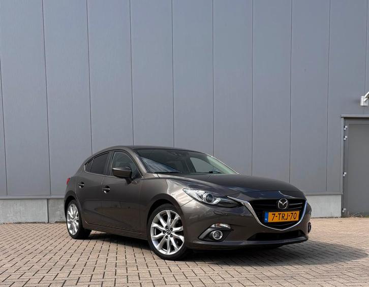 Mazda 3 2.0 Skyactiv-g 165, Auto's, Mazda, Particulier, Benzine, C, Hatchback, Handgeschakeld, Origineel Nederlands, Bruin, Zwart