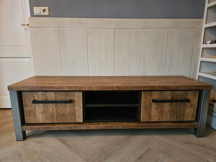 TV-meubel Kinga (b170 x d48 x h50), Huis en Inrichting, Kasten | Televisiemeubels, Gebruikt, Minder dan 100 cm, 150 tot 200 cm