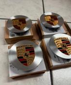 Officiële porsche Wielnaafafdekkingen met geborduurde logo, Ophalen of Verzenden, Nieuw