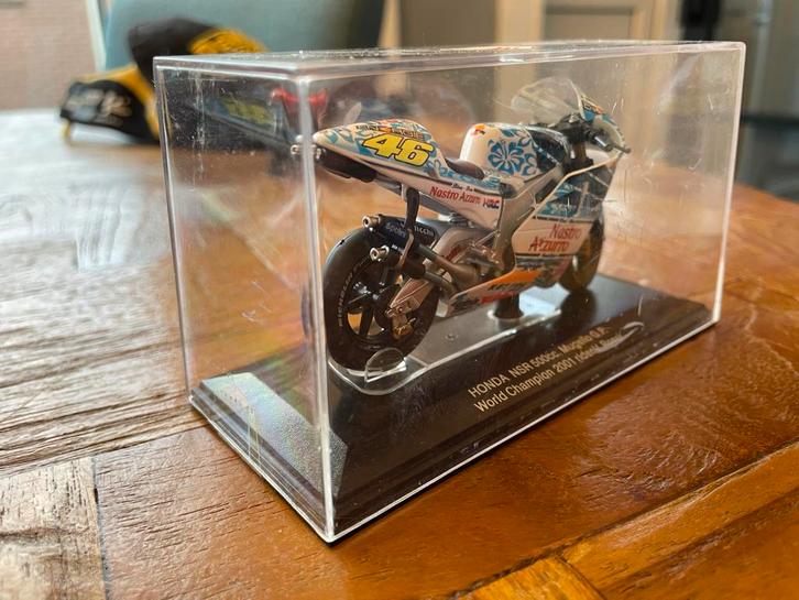 Rossi 2001 Mugello Schaalmodel 1:24, Hobby en Vrije tijd, Modelauto's | 1:24, Zo goed als nieuw, Motor, Ophalen of Verzenden