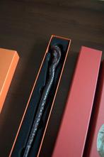 Imitatie Death eater Snake wand toverstok met officiele doos, Ophalen of Verzenden, Zo goed als nieuw, Replica