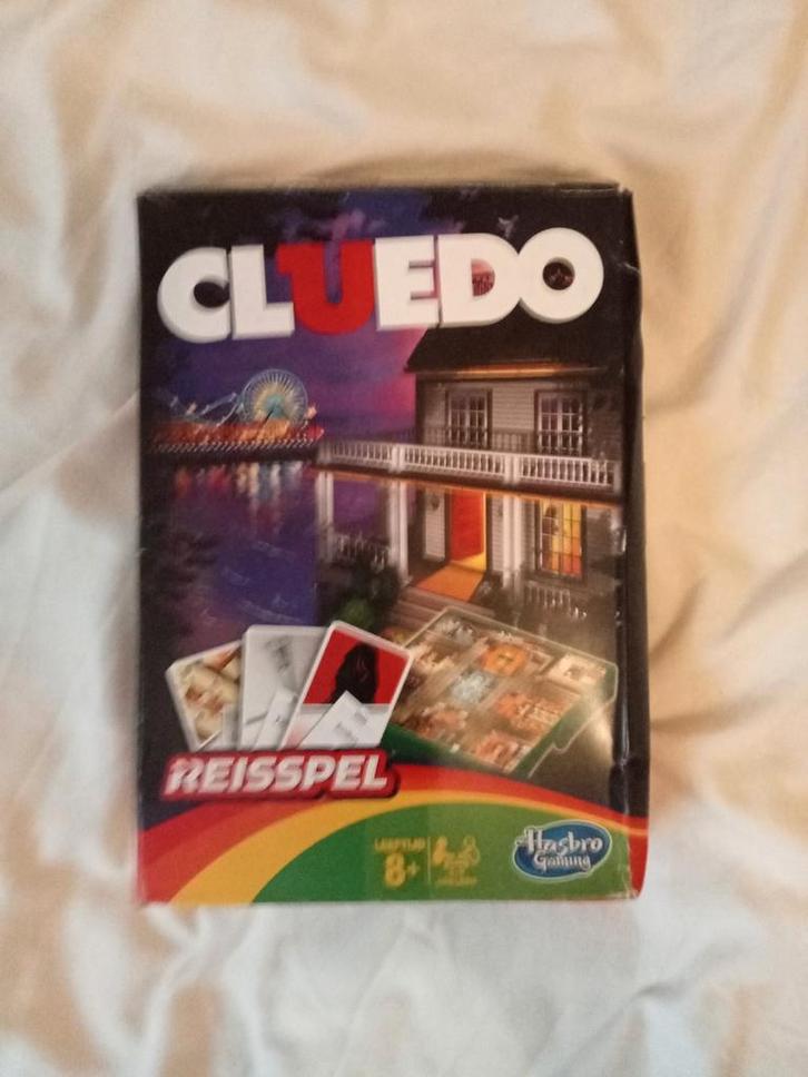 Cluedo Reisspel - Wie heeft het gedaan?, Hobby en Vrije tijd, Gezelschapsspellen | Bordspellen, Gebruikt, Drie of vier spelers