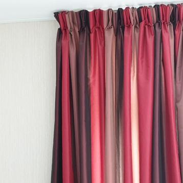 gestreepte bordo rode bordeaux gordijnen met voering beschikbaar voor biedingen