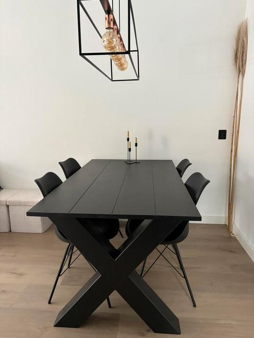 Complete set eettafel/tafel 160x90 met 4 stoelen zwart, Huis en Inrichting, Complete eetkamers, Zo goed als nieuw, 4 tot 6 stoelen
