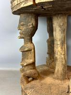 250321 Zeldzame Antieke Afrikaans Dogon kruk uit Mali, Antiek en Kunst, Kunst | Niet-Westerse kunst, Ophalen of Verzenden