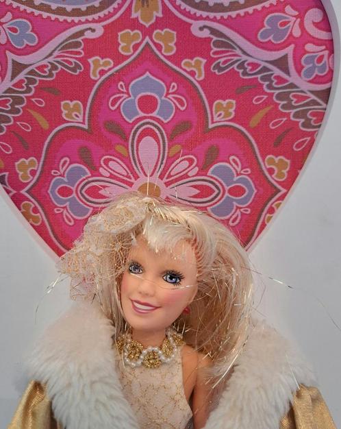 Jem and the Holograms in "Glitter and Gold" pop 2, Verzamelen, Poppen, Gebruikt, Fashion Doll, Levensecht of Reborn, Ophalen of Verzenden