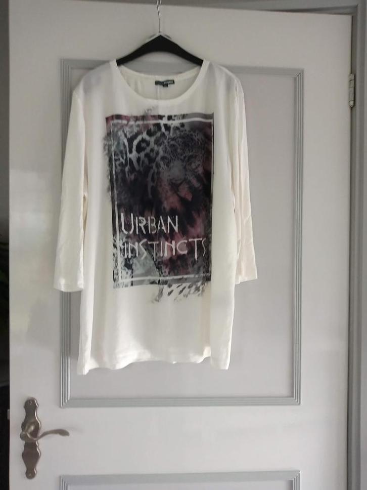 Keurig shirt mt.L. (2xgedragen), Kleding | Dames, Blouses en Tunieken, Zo goed als nieuw, Maat 42/44 (L), Wit, Ophalen of Verzenden