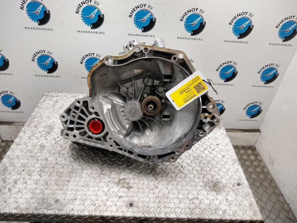 OPEL CORSA TRANSMISSIE / VERSNELLINGSBAK 2019, Ophalen of Verzenden, Gebruikt, Stiba lid