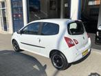 Renault Twingo 1.2 16V Acces NIEUWE APK/AIRCO (bj 2014), Auto's, Twingo, Gebruikt, 4 cilinders, 4 stoelen