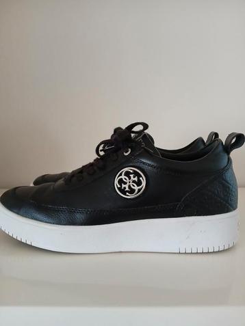 Sneakers Guess leer maat 41 beschikbaar voor biedingen