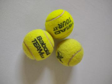 25  tennisballen gebruikt in goede conditie €9,99 beschikbaar voor biedingen