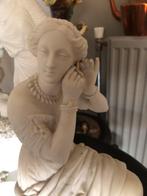 Biskwie Porselein Dame met Oorbel, Ophalen