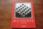 boek - M.C. Escher - Grafiek en tekeningen, Ophalen of Verzenden, Gelezen, Schilder- en Tekenkunst