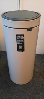 Brabantia Touch Bin Prullenbak - 30 liter - Soft Beige, Huis en Inrichting, Woonaccessoires | Prullenbakken, Ophalen, N, Zo goed als nieuw