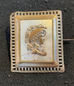 Antieke Broche met Paarlemoer Camee, Sieraden, Tassen en Uiterlijk, Broches, Overige materialen, Gebruikt, Beige, Minder dan 4 cm