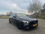 Mercedes-Benz A 180 AMG A45S look | Garantie t/m Aug 2027, Auto's, 4 cilinders, Zwart, Origineel Nederlands, Dealer onderhouden