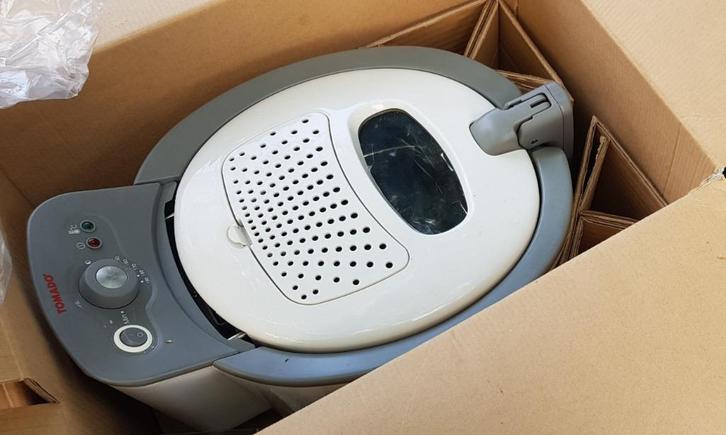 Tomado friteuse deep fryer NOG ONGEBRUIKT IN TILBURG OPHALEN, Witgoed en Apparatuur, Frituurpannen, Nieuw, 3 tot 4 liter, Uitneembare binnenpan
