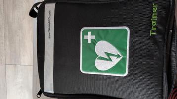 Tablet AED trainer  beschikbaar voor biedingen