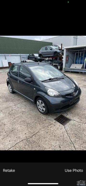 Onderdelen Toyota Aygo 1.0 12V VVT-i bouwjaar 2009 beschikbaar voor biedingen