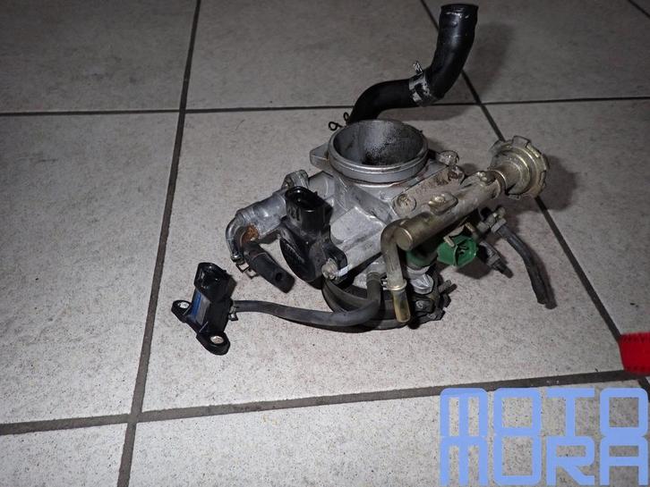 Gasklephuis Yamaha MT03 2006 - 2013 MT 03 MT-03 carburateur, Motoren, Onderdelen | Yamaha, Gebruikt, Ophalen of Verzenden