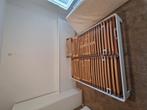 Bed ombouw, 2 lattenbodem (1 elec), 2 matrassen, Huis en Inrichting, Ophalen, Gebruikt, Tweepersoons, Hout
