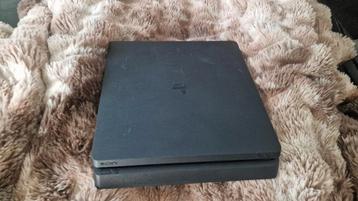 PlayStation 4 Slim ( 4 playstation versies, zie advertentie) beschikbaar voor biedingen