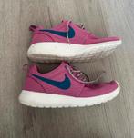 Nike roshe run sneakers lichtroze met blauw maat 36, Kleding | Dames, Schoenen, Ophalen of Verzenden, Roze, Sneakers of Gympen