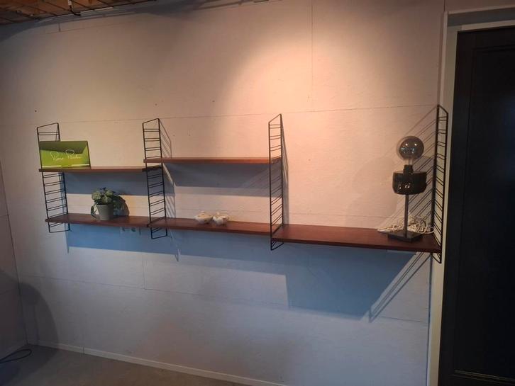 Vintage wandrek (set 1), Huis en Inrichting, Kasten | Wandmeubels, Gebruikt, 200 cm of meer, Minder dan 150 cm, 25 tot 50 cm, Ophalen of Verzenden