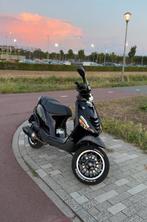 Piaggio zip 80cc akrapovic new york pizza, Ophalen, Maximaal 45 km/u, Zip, Zo goed als nieuw