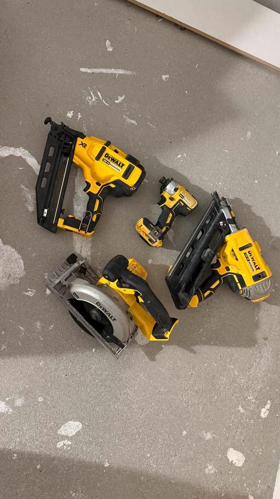 Dewalt Gereedschapset - Diverse Machines!, Doe-het-zelf en Verbouw, Gereedschap | Overige machines, Gebruikt, Ophalen of Verzenden