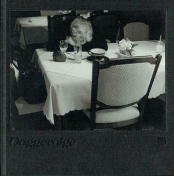 Ooggetuige Piet Versteegden Gesigneerd beschikbaar voor biedingen